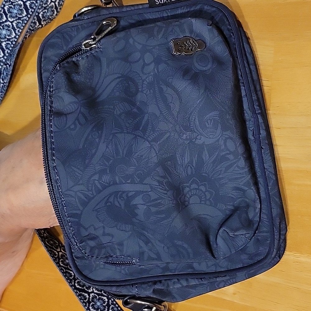 Sakroot Handbag